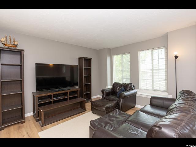 562 N Orchard Ave E, Ogden, UT 84404 — photo 5