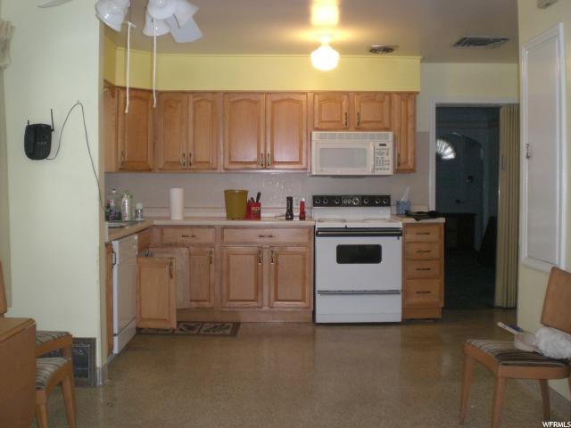 585 E 4800 S, Murray, UT 84107 — photo 10