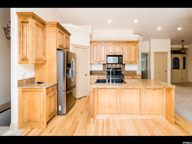 94 N Winding Way, Logan, UT 84321 — photo 5