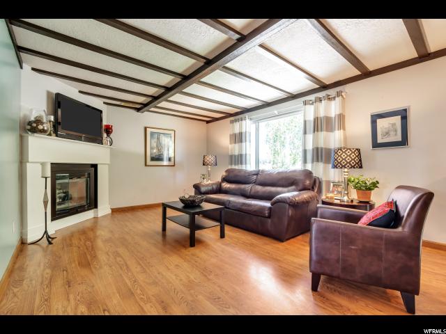 651 W 1060 N, Clinton, UT 84015 — photo 2