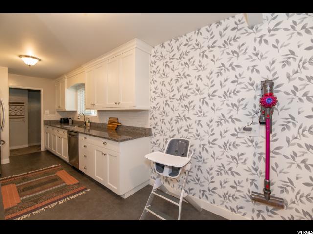 898 E 250 S, Bountiful, UT 84010 — photo 10