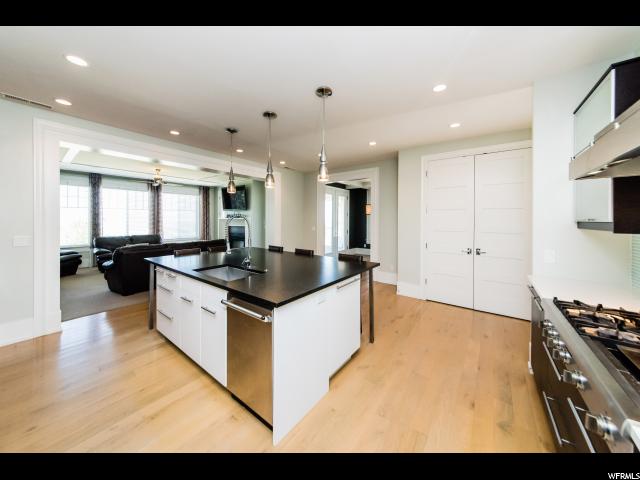 919 S Grandview, Providence, UT 84332 — photo 5