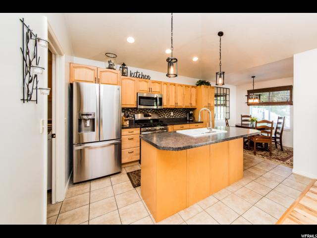 284 E 700 S, River Heights, UT 84321 — photo 8