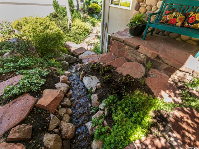 2585 E Cave Hollow Way, Bountiful, UT 84010 — photo 4