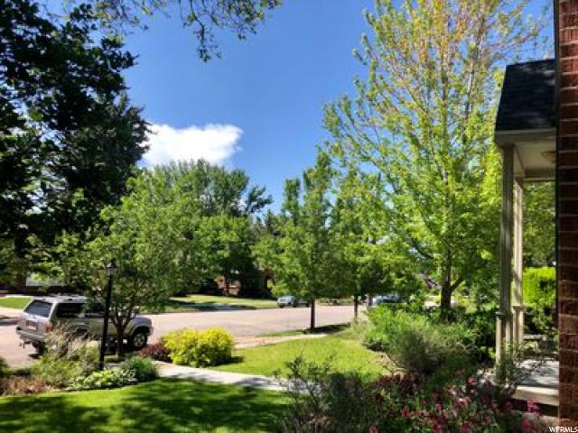2852 Marilyn Dr, Ogden, UT 84403 — photo 2