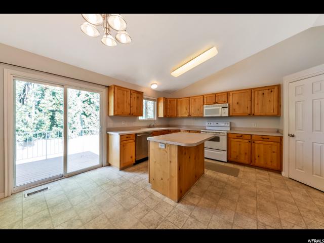 1207 N 780 W, Clinton, UT 84015 — photo 4
