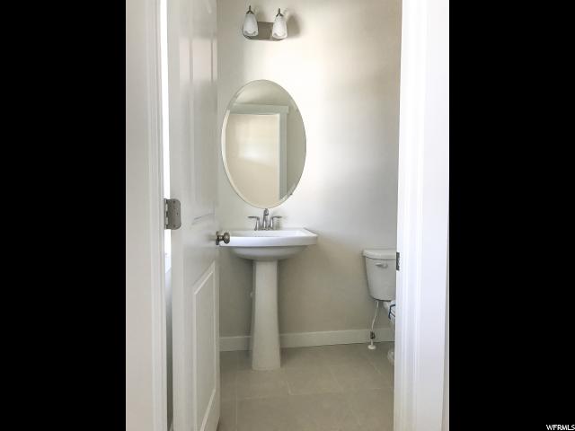 1385 E Primrose Ct, Layton, UT 84040 — photo 5