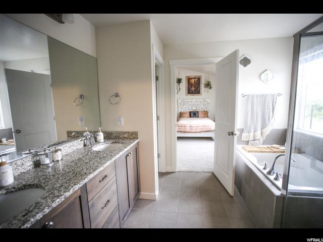 1385 E Primrose Ct, Layton, UT 84040 — photo 10