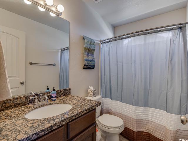 5424 S 2450 W, Roy, UT 84067 — photo 9