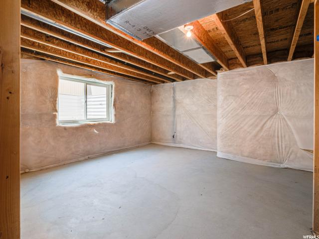 5424 S 2450 W, Roy, UT 84067 — photo 12