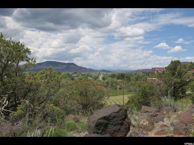 515 N 600 St E, Torrey, UT 84775 — photo 3