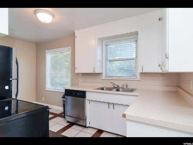 2155 Tyler Ave, Ogden, UT 84401 — photo 8