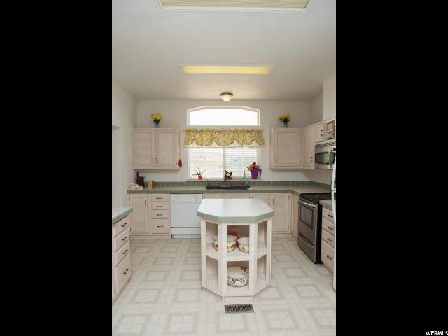 2925 N North Interchange Rd E, Sigurd, UT 84657 — photo 9
