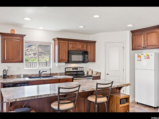 377 E 860 N, Hurricane, UT 84737 — photo 8