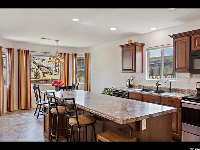 377 E 860 N, Hurricane, UT 84737 — photo 6