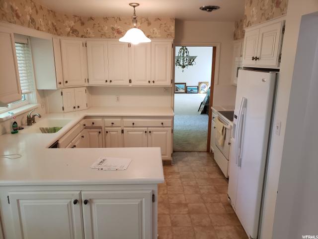 975 N 400 St E, Centerville, UT 84014 — photo 5