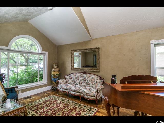 426 S Davis Blvd, Bountiful, UT 84010 — photo 4