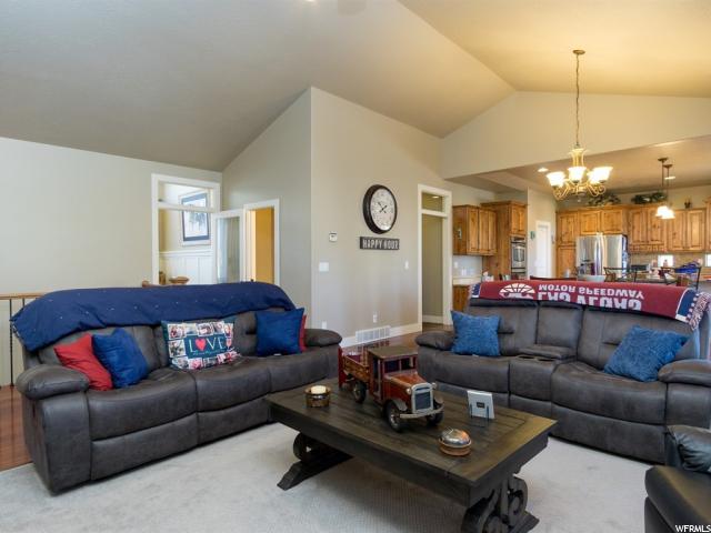 869 E 3575 N, North Ogden, UT 84414 — photo 8