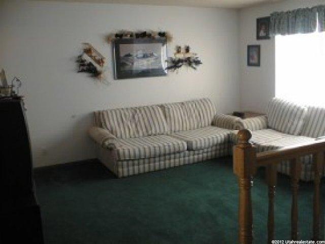 6146 Loder Dr, Kearns, UT 84118 — photo 4