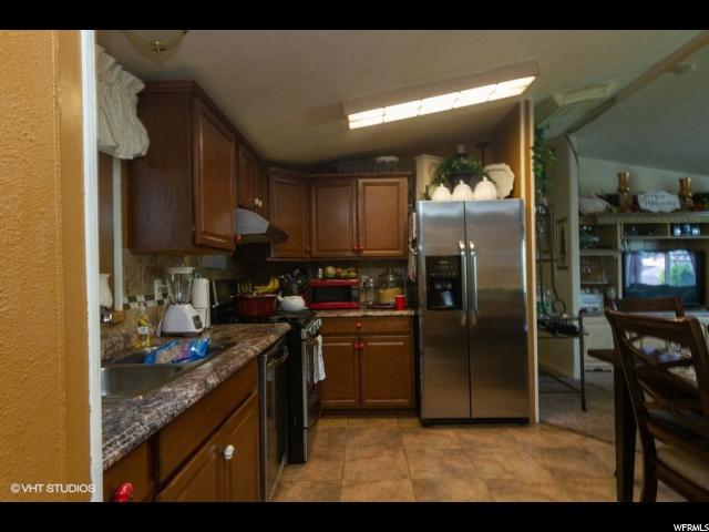 51 Sunset Dr, Layton, UT 84041 — photo 2