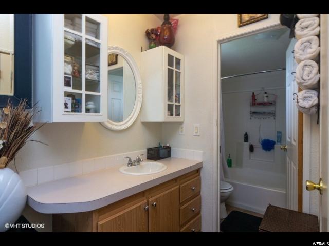 51 Sunset Dr, Layton, UT 84041 — photo 8