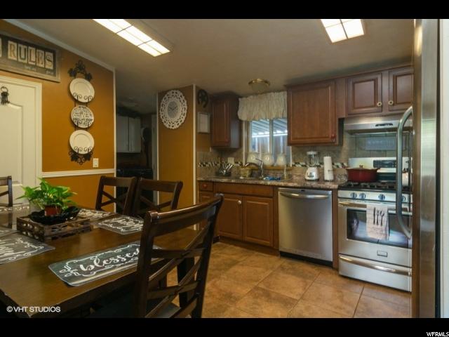 51 Sunset Dr, Layton, UT 84041 — photo 3