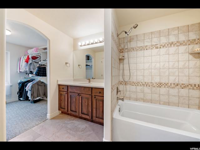 1810 E Whitetail Dr, Layton, UT 84040 — photo 2