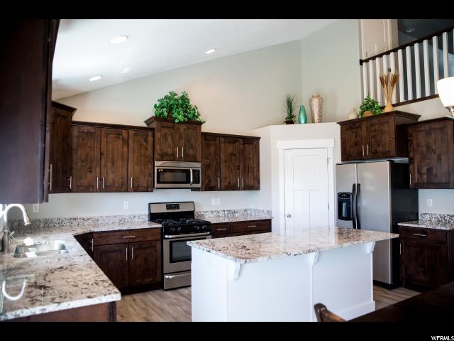 674 S 3300 W, Syracuse, UT 84075 — photo 8
