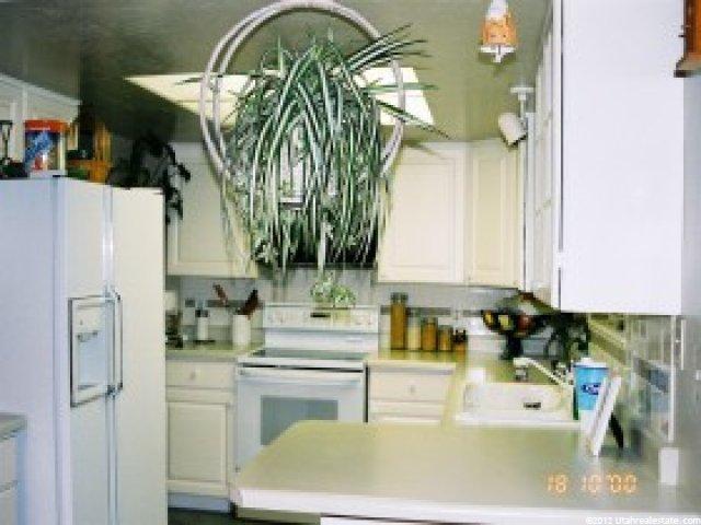 1242 Brister Dr, Murray, UT 84123 — photo 3