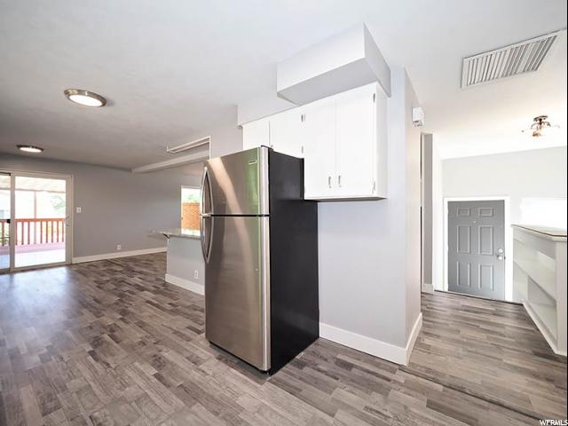 5590 S 235 E, Murray, UT 84107 — photo 9