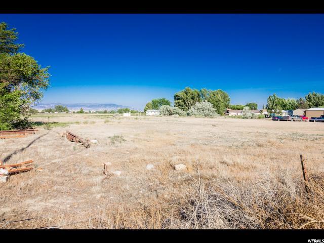 2091 S 1500 E, Naples, UT 84078 — photo 9
