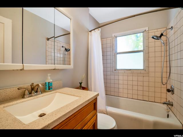 742 S 100 E, Springville, UT 84663 — photo 8