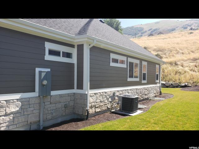 790 E 800 S, Centerville, UT 84014 — photo 8
