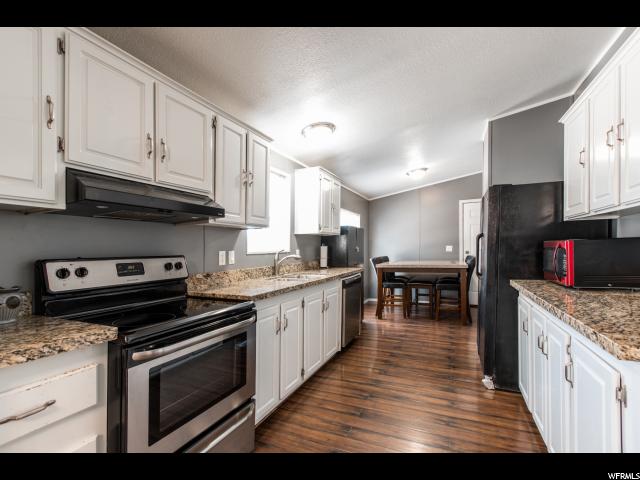 402 W 1800 N, Sunset, UT 84015 — photo 6