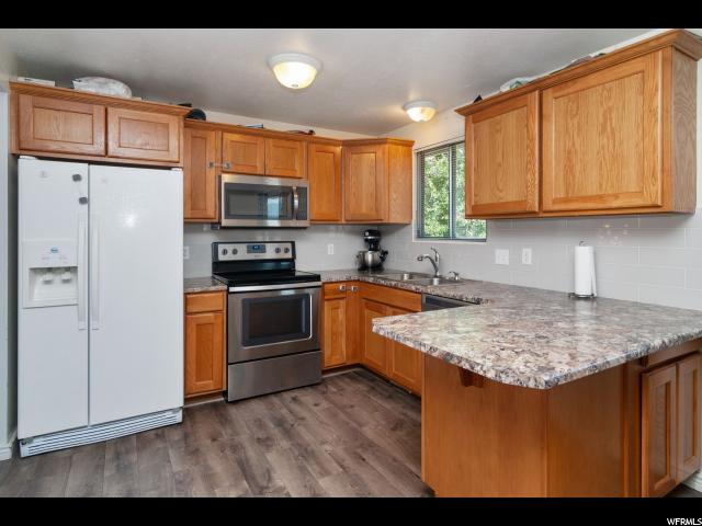 578 W 1580 N, Clinton, UT 84015 — photo 2