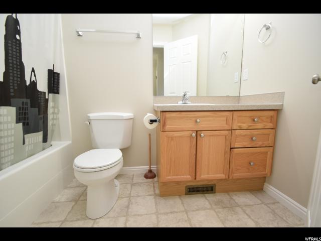 236 E 2350 N, North Ogden, UT 84414 — photo 4