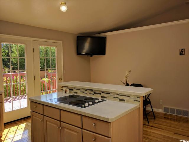 295 E Park Meadow Cir N, Hyde Park, UT 84318 — photo 11
