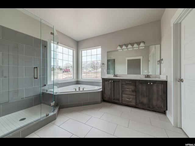 1531 E 1375 N, Layton, UT 84040 — photo 4