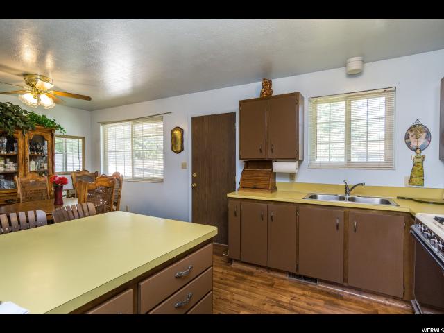 572 E Staci Ct, Ogden, UT 84404 — photo 8