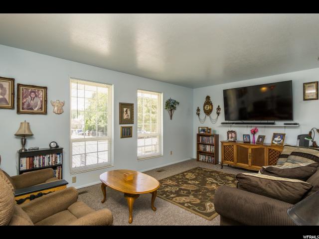 572 E Staci Ct, Ogden, UT 84404 — photo 4