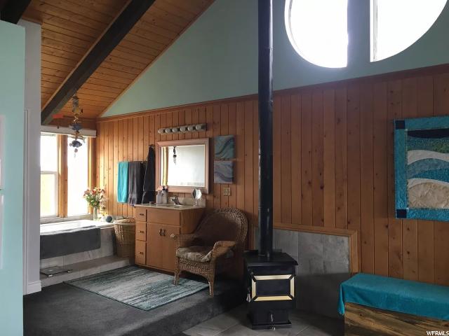 201 N 200 E, Loa, UT 84747 — photo 10