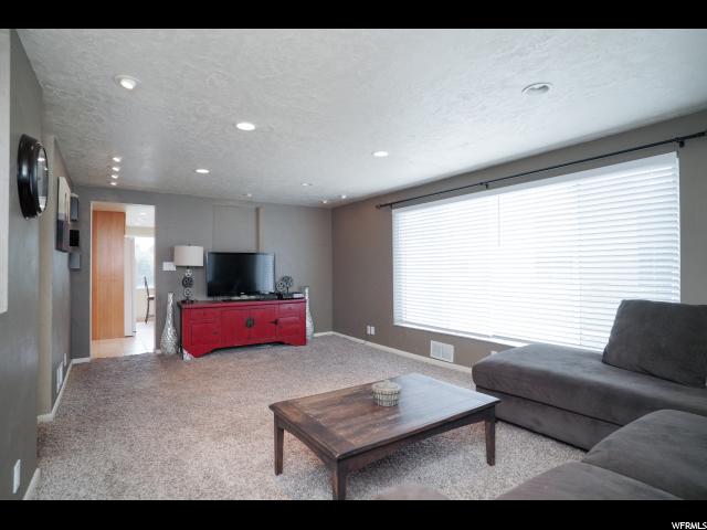 135 S 300 W, Bountiful, UT 84010 — photo 3