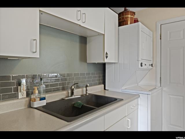 332 W 2300 N, Sunset, UT 84015 — photo 9
