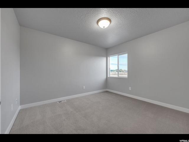 1267 N 2560 W, Clinton, UT 84015 — photo 8
