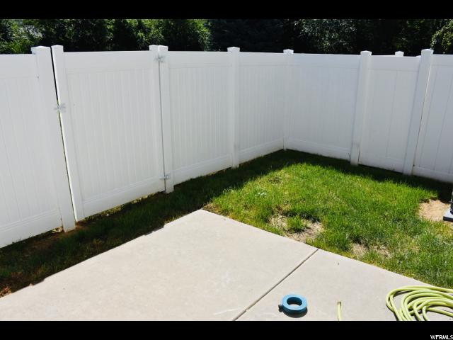 1051 Sara Ln, Ogden, UT 84404 — photo 4