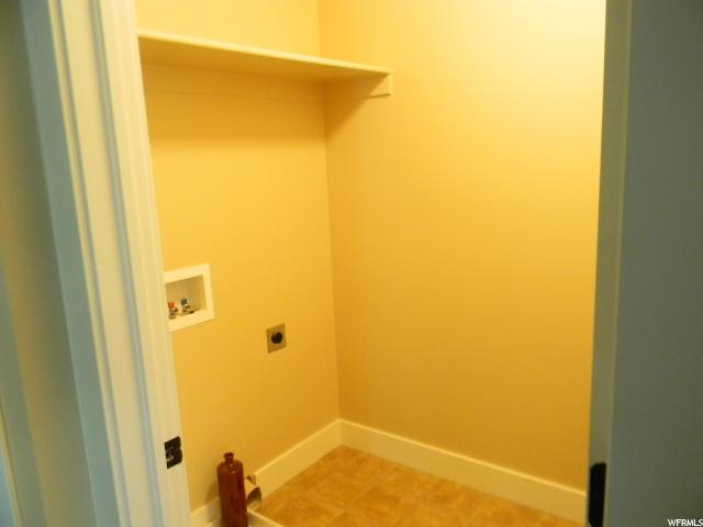 381 S 1285 E, Hyrum, UT 84319 — photo 11