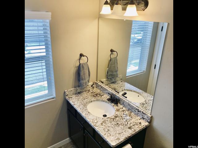 280 W 710 N, Centerville, UT 84014 — photo 10