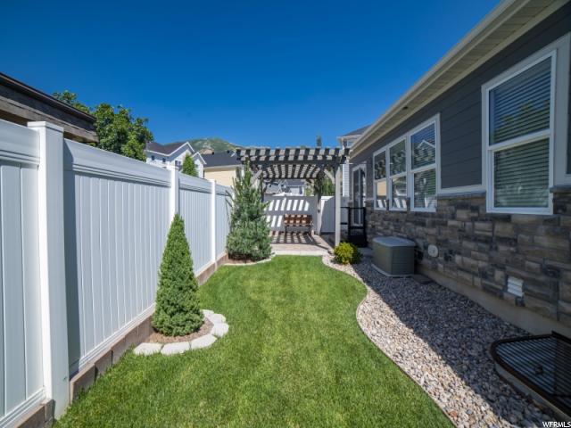 1215 E Roma S, Fruit Heights, UT 84037 — photo 3