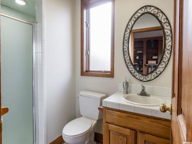 19 W 1600 N, Centerville, UT 84014 — photo 12