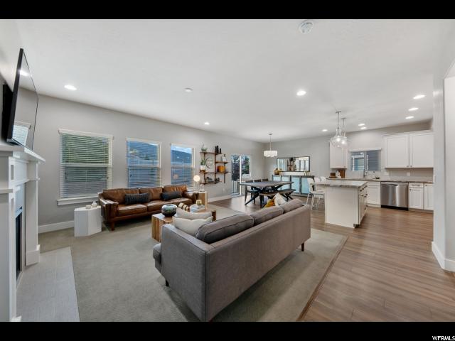 1069 Blackstone Dr, Fruit Heights, UT 84037 — photo 3